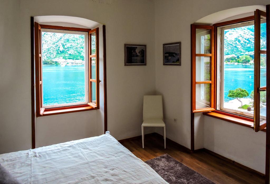 Ribica Apartments Kotor Buitenkant foto